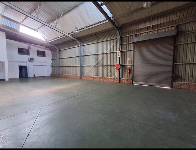 470M² WAREHOUSE TO LET IN BENROSE